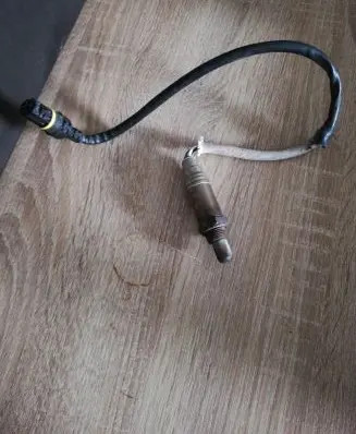 BMW 5 E39 Lambda probe sensor 750344103 0258005259