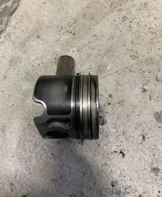 Skoda Octavia Mk2 (1Z) Piston 079147 1295