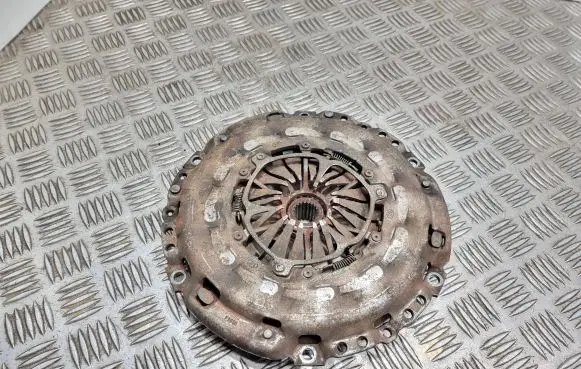 Peugeot 407 Pressure plate F2800 324040710
