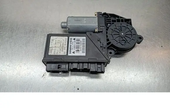 Audi A4 S4 B6 8E 8H Front door window regulator motor 8E1959801B