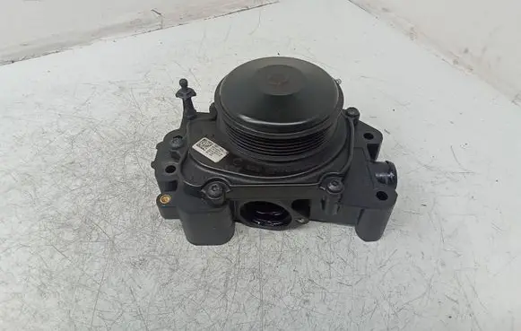 Mercedes-Benz E W212 Water pump A6512002100 A6512006301