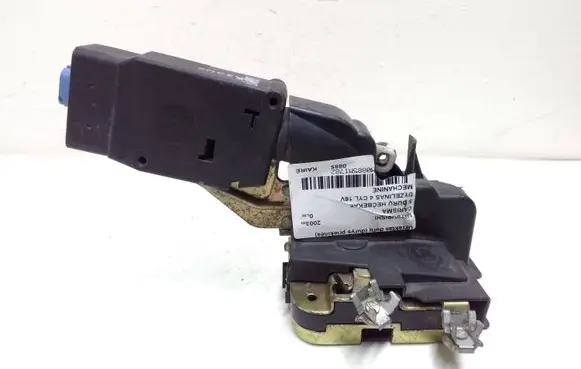 Mitsubishi Carisma Front door lock