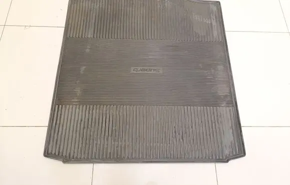 Skoda Superb B6 (3T) Rubber trunk/boot mat liner 3T0863723