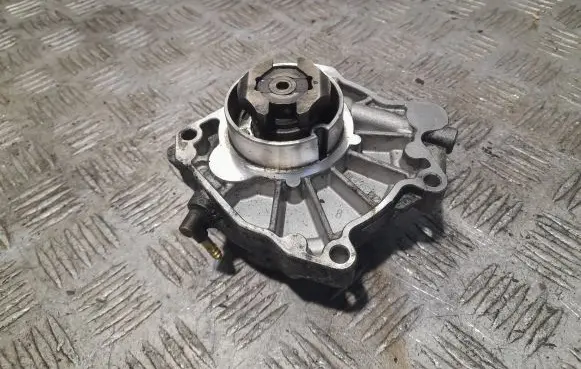 Opel Insignia A Vacuum pump 55205446