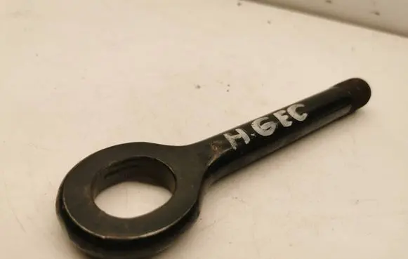 Hyundai Getz Towing hook eye 
