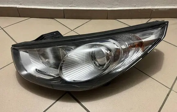 Hyundai ix35 Headlight/headlamp 92101-2Y