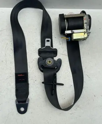 Peugeot 407 Front seatbelt 0402066