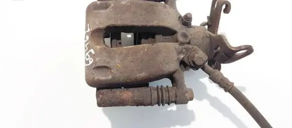 Opel Insignia A Rear brake caliper