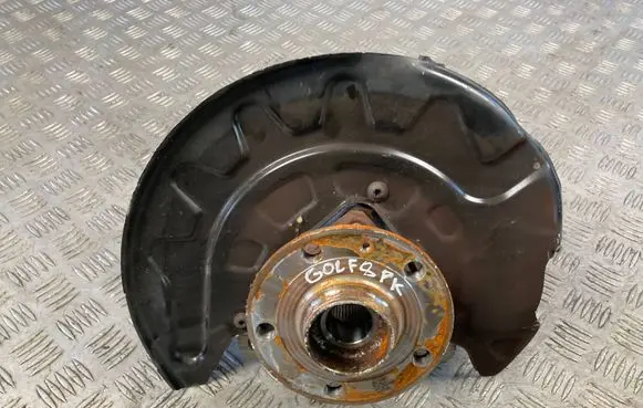 Volkswagen Golf VIII Front wheel hub