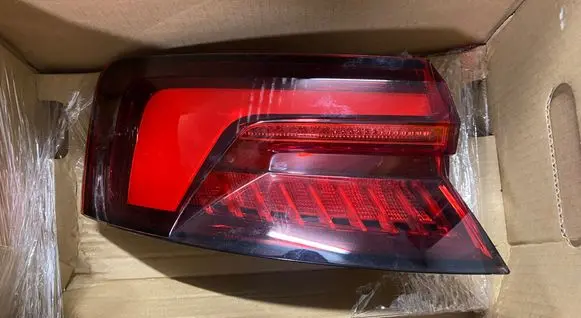 Audi A5 Rear/tail lights 8W6945091G 636000 13052017