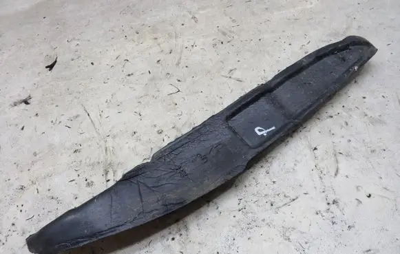 Mazda 3 II Fender foam support/seal KRIS235789