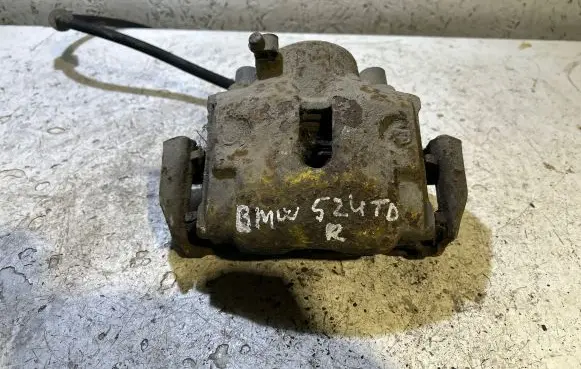 BMW 5 E28 Front brake caliper