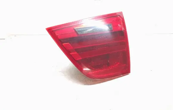 BMW 3 E90 E91 Tailgate rear/tail lights 7154162