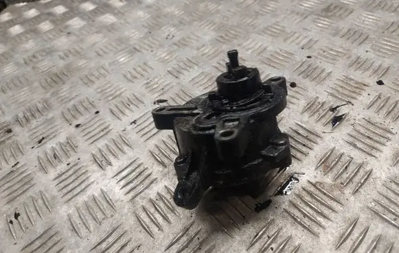 Volvo XC90 Vacuum pump 30731825