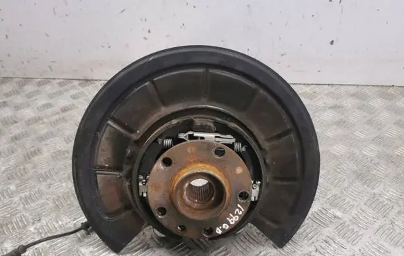 Maserati Ghibli Rear wheel hub