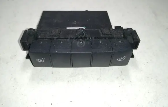 Mercedes-Benz A W169 Seat heating switch 1698208510
