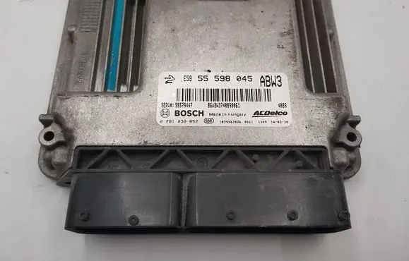 Opel Astra J Engine control unit/module 55598045 55579447 0281030852