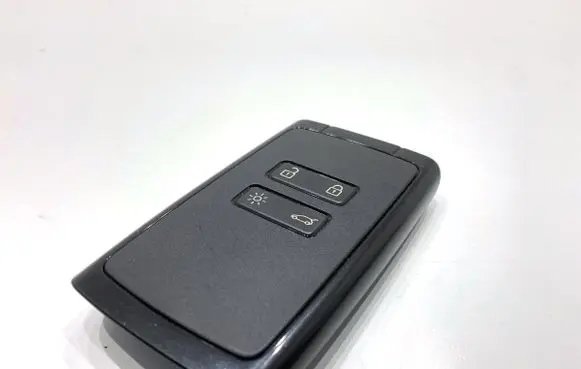Renault Clio V Ignition key/card 