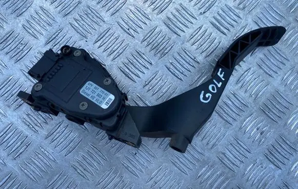 Volkswagen Golf IV Accelerator throttle pedal 1J1721503H 6PV00777001