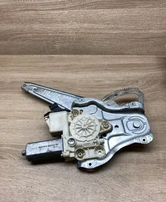Toyota Corolla E120 E130 Rear door window regulator with motor 991558104