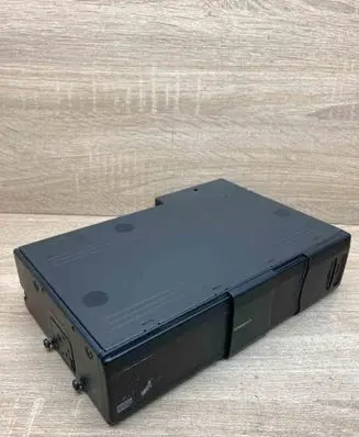 BMW 5 E39 CD/DVD changer 6913388 8364931