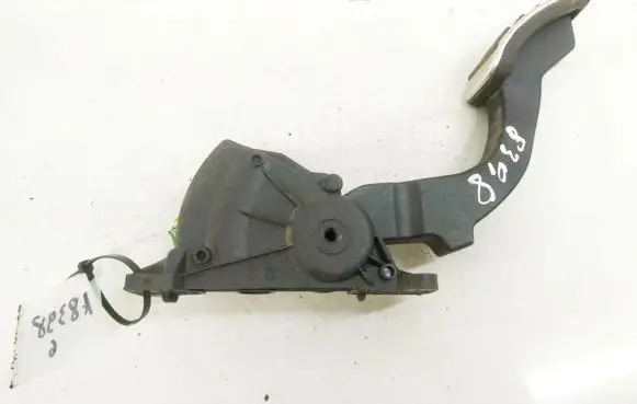 Volvo C30 Accelerator throttle pedal 31290028 6PV00864148