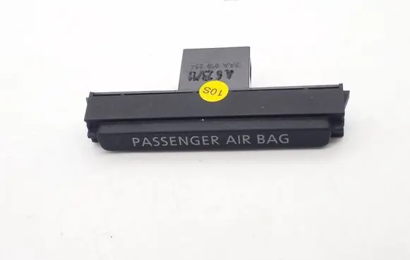Passenger airbag on/off switch