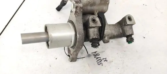 Peugeot 407 Master brake cylinder