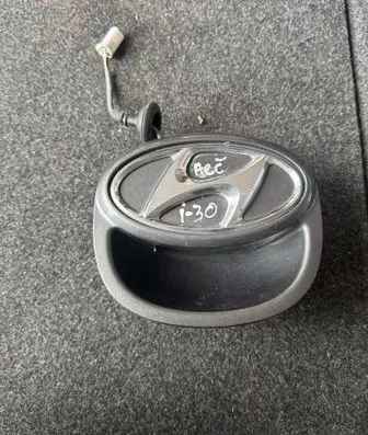 Hyundai i30 Tailgate trunk handle 873732L000