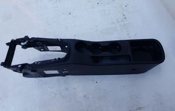 Opel Astra J Center console