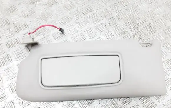 Volvo V50 Sun visor