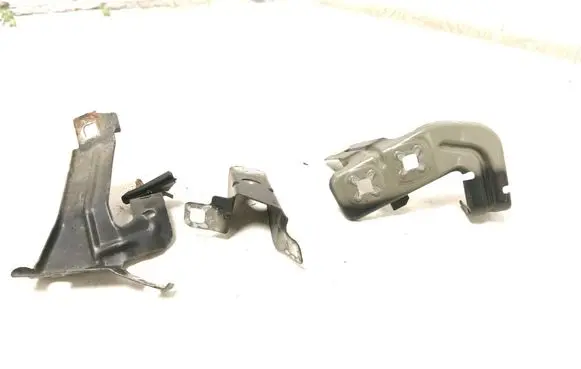 BMW 3 F30 F35 F31 Fender mounting bracket 7255821