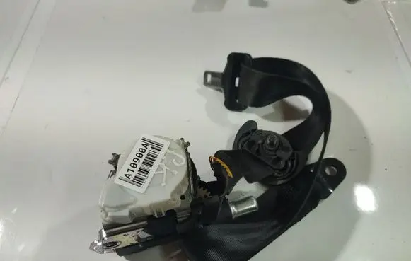 Citroen C5 Front seatbelt 1000045
