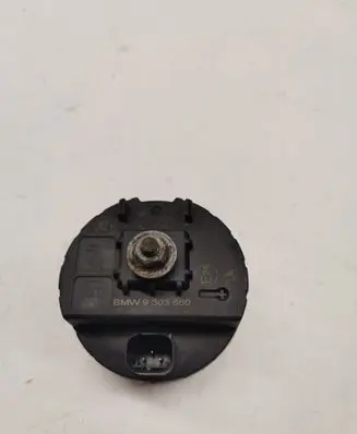 BMW 5 F10 F11 Alarm system siren 9303560