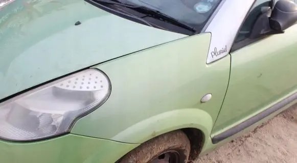 Citroen C3 Pluriel Fender BOTNIKC3