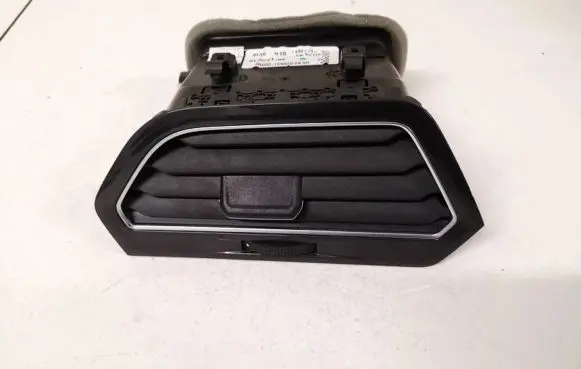 Volkswagen Tiguan Dash center air vent grill 5nc819709