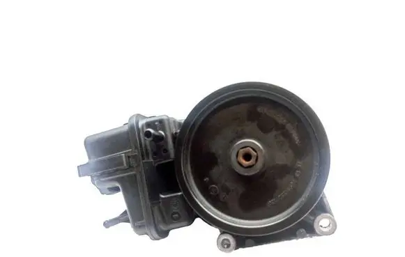 Mercedes-Benz C W204 Power steering pump 0064662601 LH2115670 7691332150