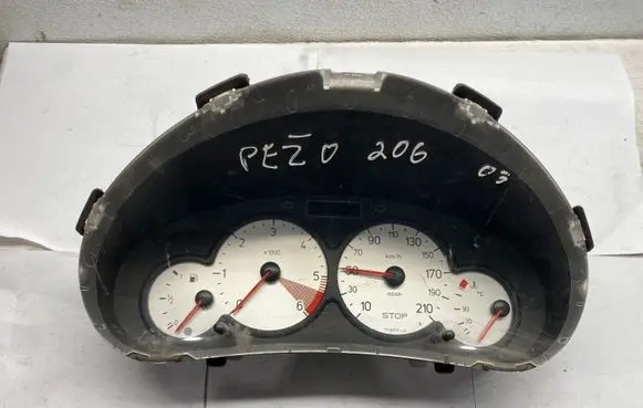 Peugeot 407 Speedometer (instrument cluster) 9656696280