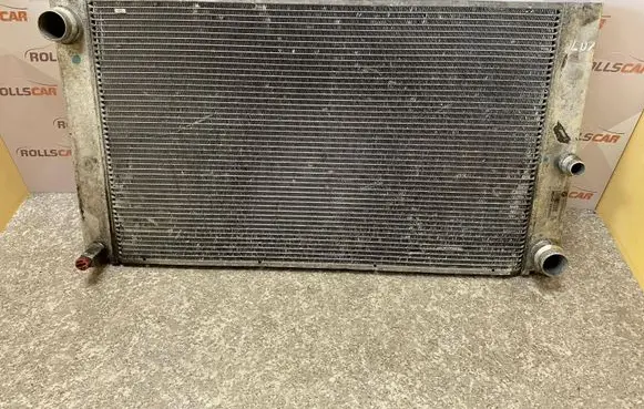 BMW 7 E65 E66 Coolant radiator 779587802 E9990003
