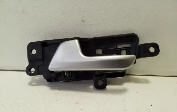 KIA Sportage Front door interior handle 82613F1000