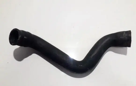 Volvo XC90 Engine coolant pipe/hose 3346302