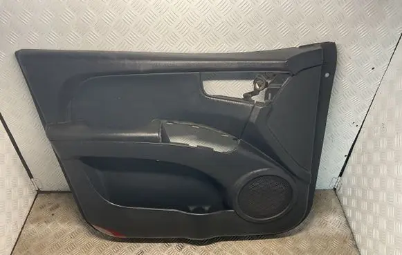 KIA Sportage Front door card panel trim