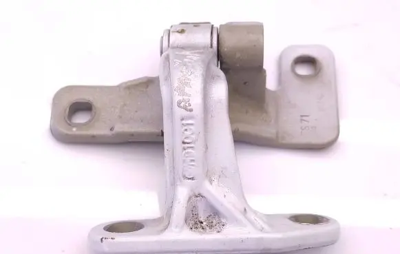Mercedes-Benz Sprinter W907 W910 Front door lower hinge H9100C1