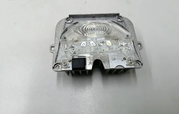 Audi A4 S4 B9 8W LED ballast control module 1473001100 MDE427128