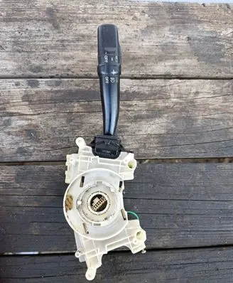 Toyota Avensis T220 Indicator stalk 962290