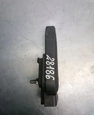 Mitsubishi Colt CZ3 Fuel cap release pull handle 