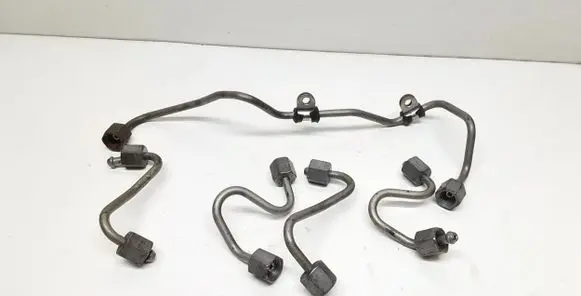 Mercedes-Benz C W204 Fuel injector supply line/pipe 