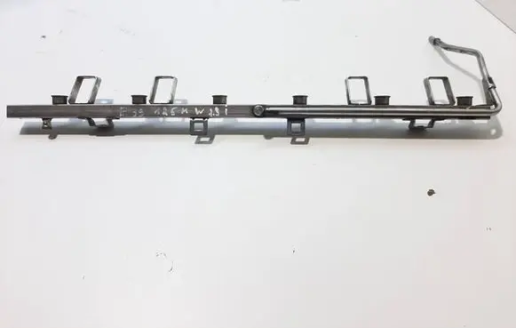 BMW 5 E39 Fuel main line pipe 1437442