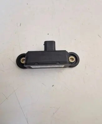 Mercedes-Benz GLE (W166 - C292) ESP acceleration yaw rate sensor A0009052600 EF38A13137 10170105313