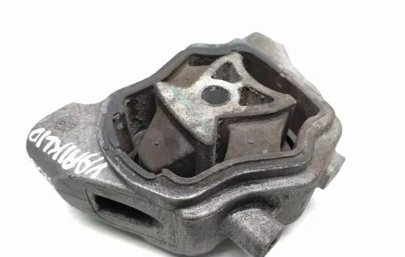 Volvo V60 Engine mount bracket 8g9n6l063